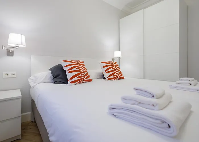 Vt Anboto By Bilbaohost Більбао